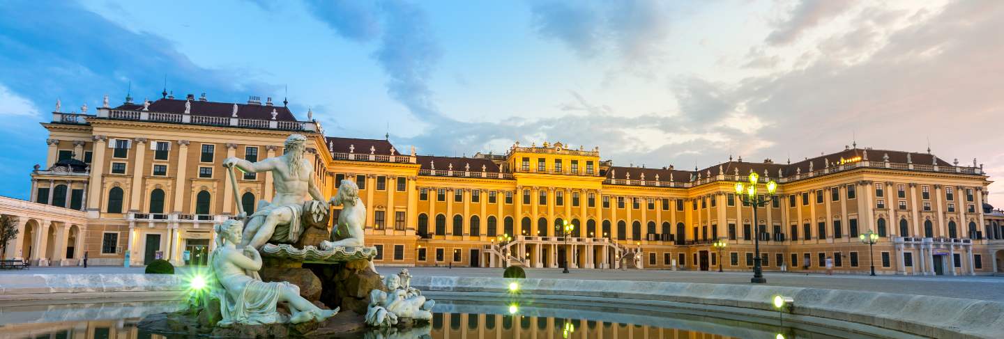 Schonbrunn palace vienna
