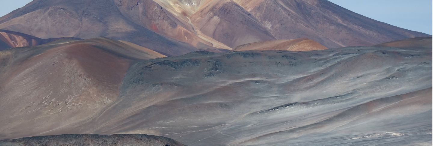 The picturesque cerro medano mountain with salar de talar salt lake, atacama desert, chile
