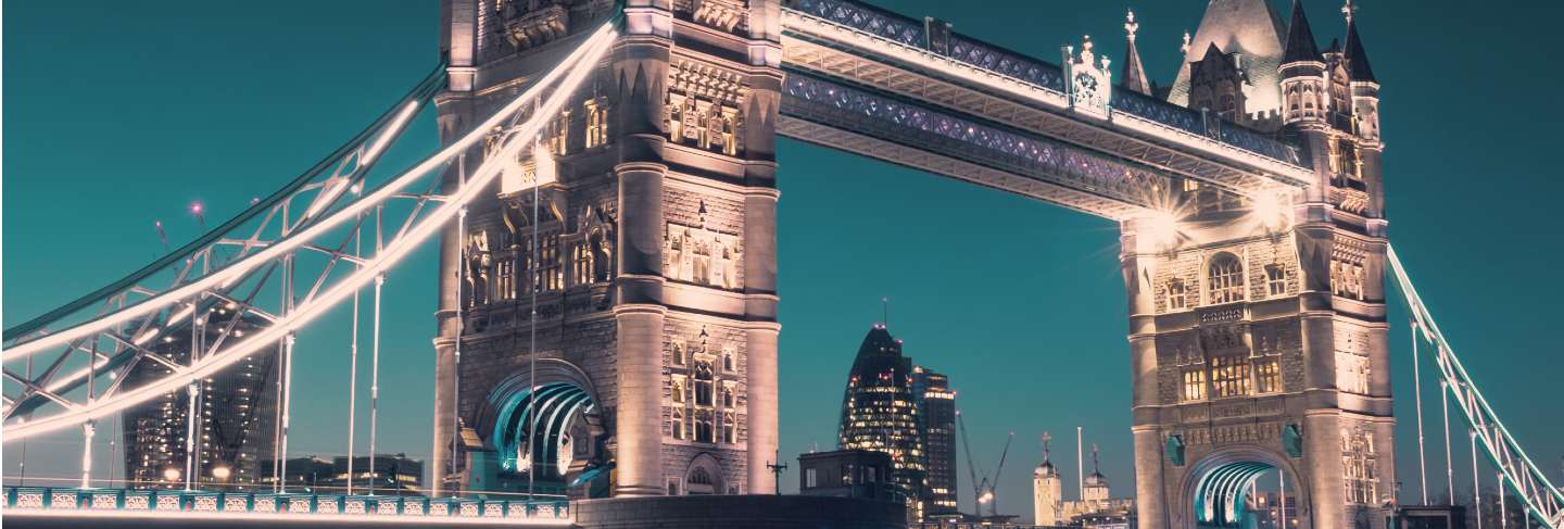 Tower bridge in london, toned image