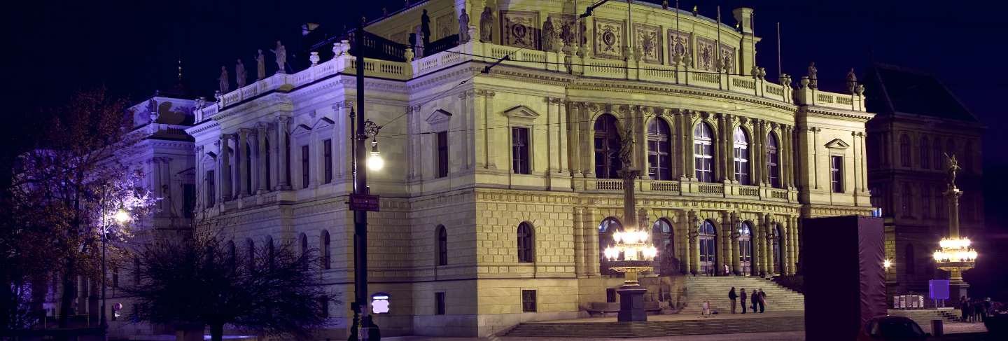 Rudolfinum.
