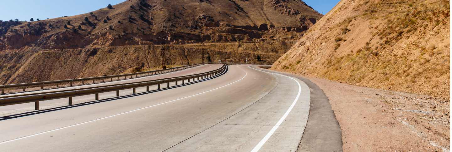 A-373 tashkent-osh highway, kamchik pass, uzbekistan