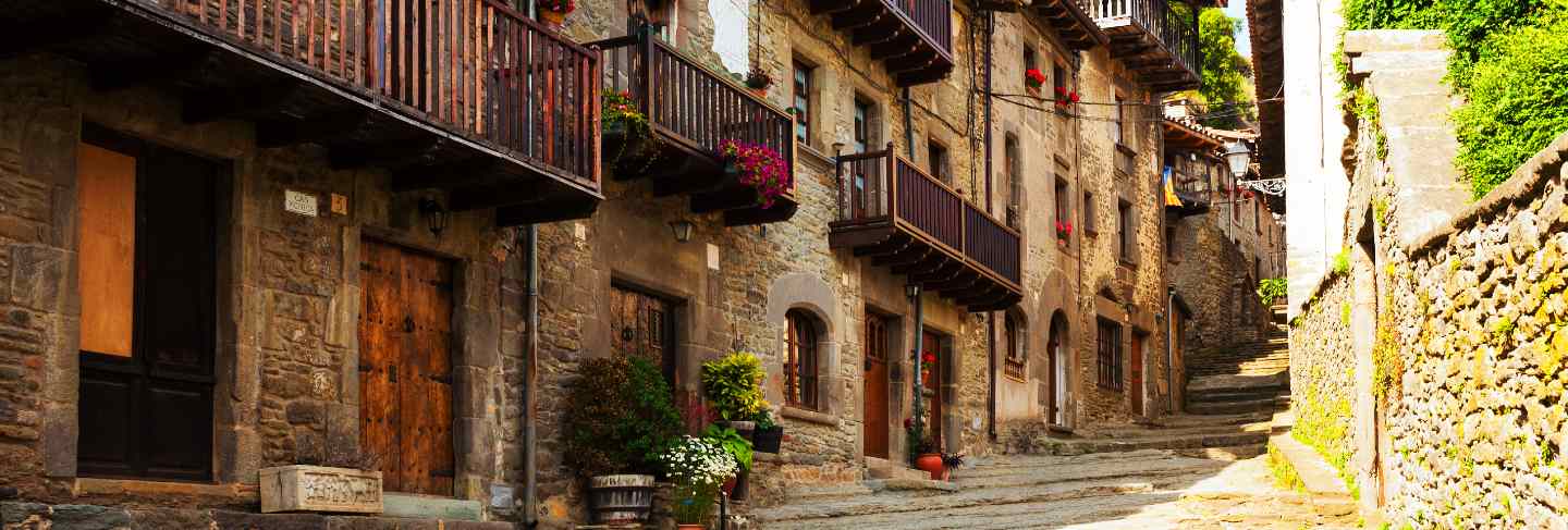 Picturesque view of old catalan village
