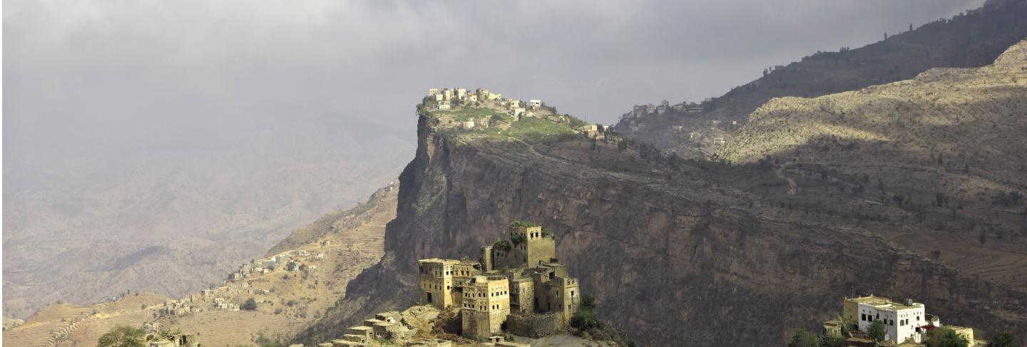 Wadi sara in mountains, yemen
