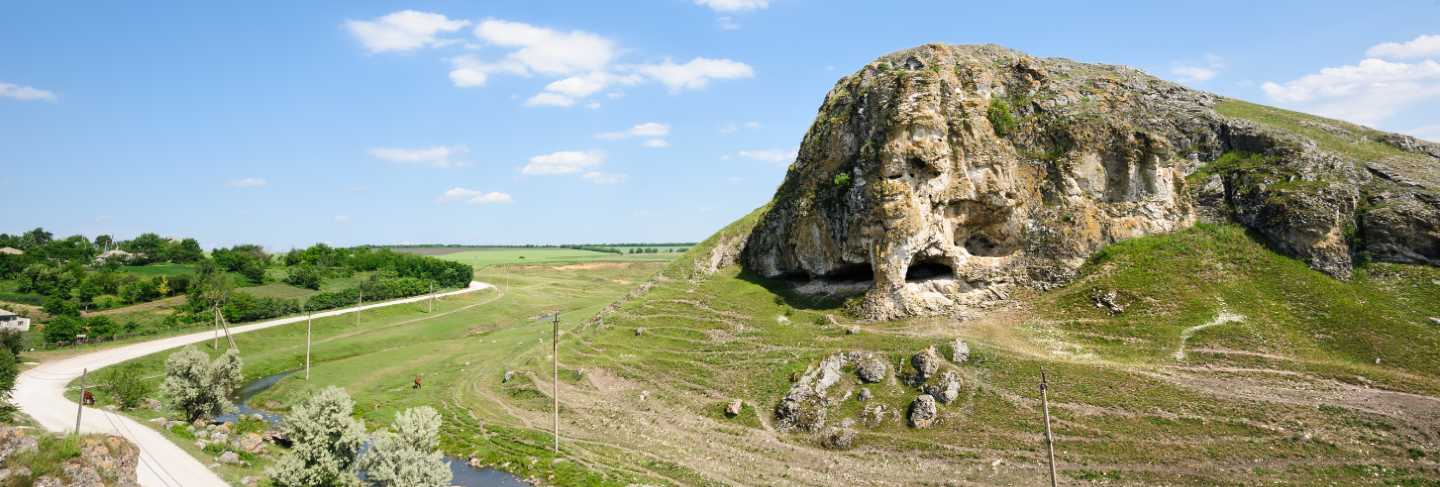 Cave in toltre near the butesti village, moldova
