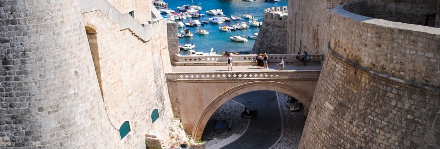 Ancient castle on the beach beckons tourists with its beauty
